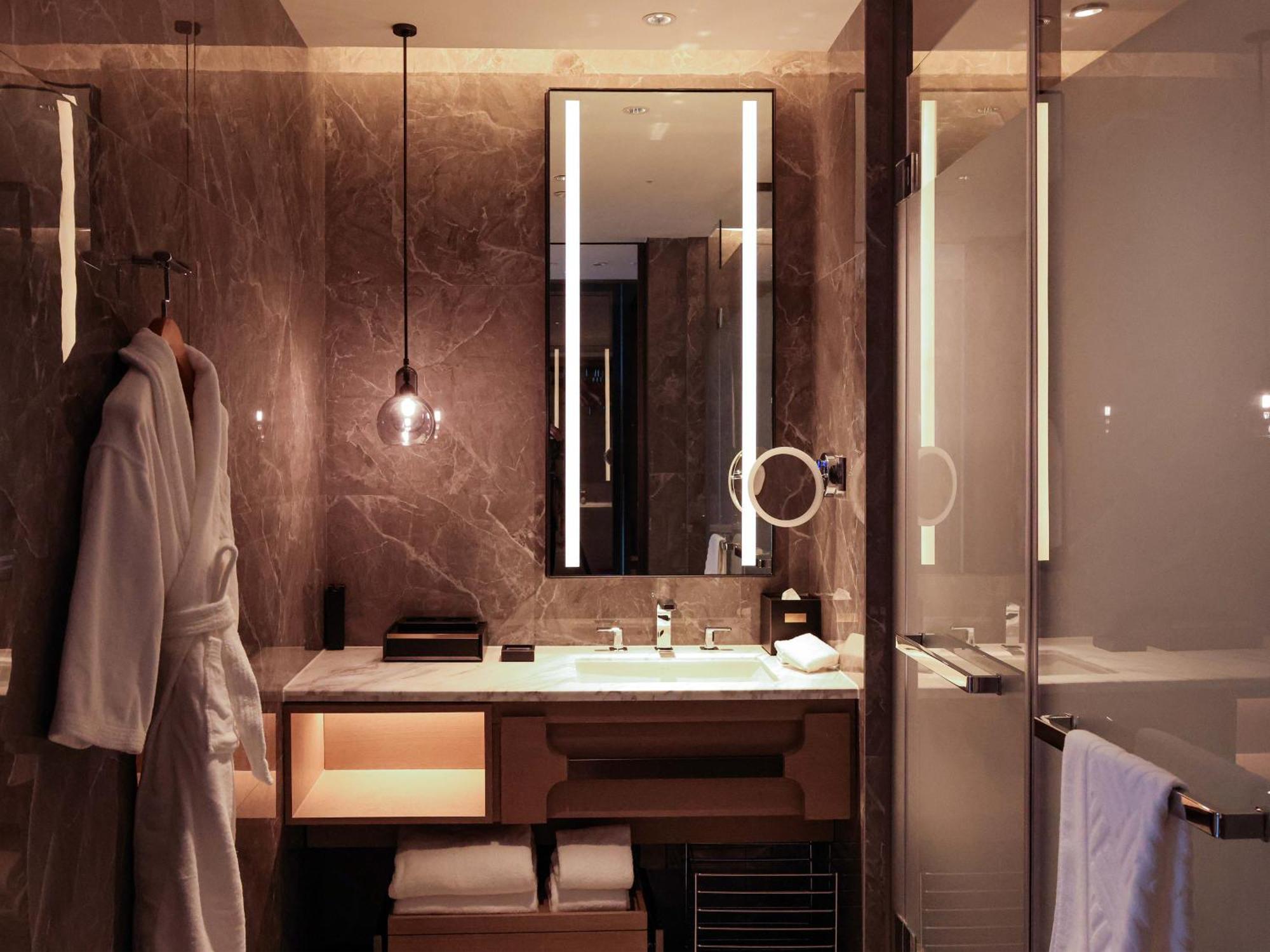 Doubletree By Hilton Chengdu Riverside - Close To Panda Base And Chengdu East Railway Dış mekan fotoğraf