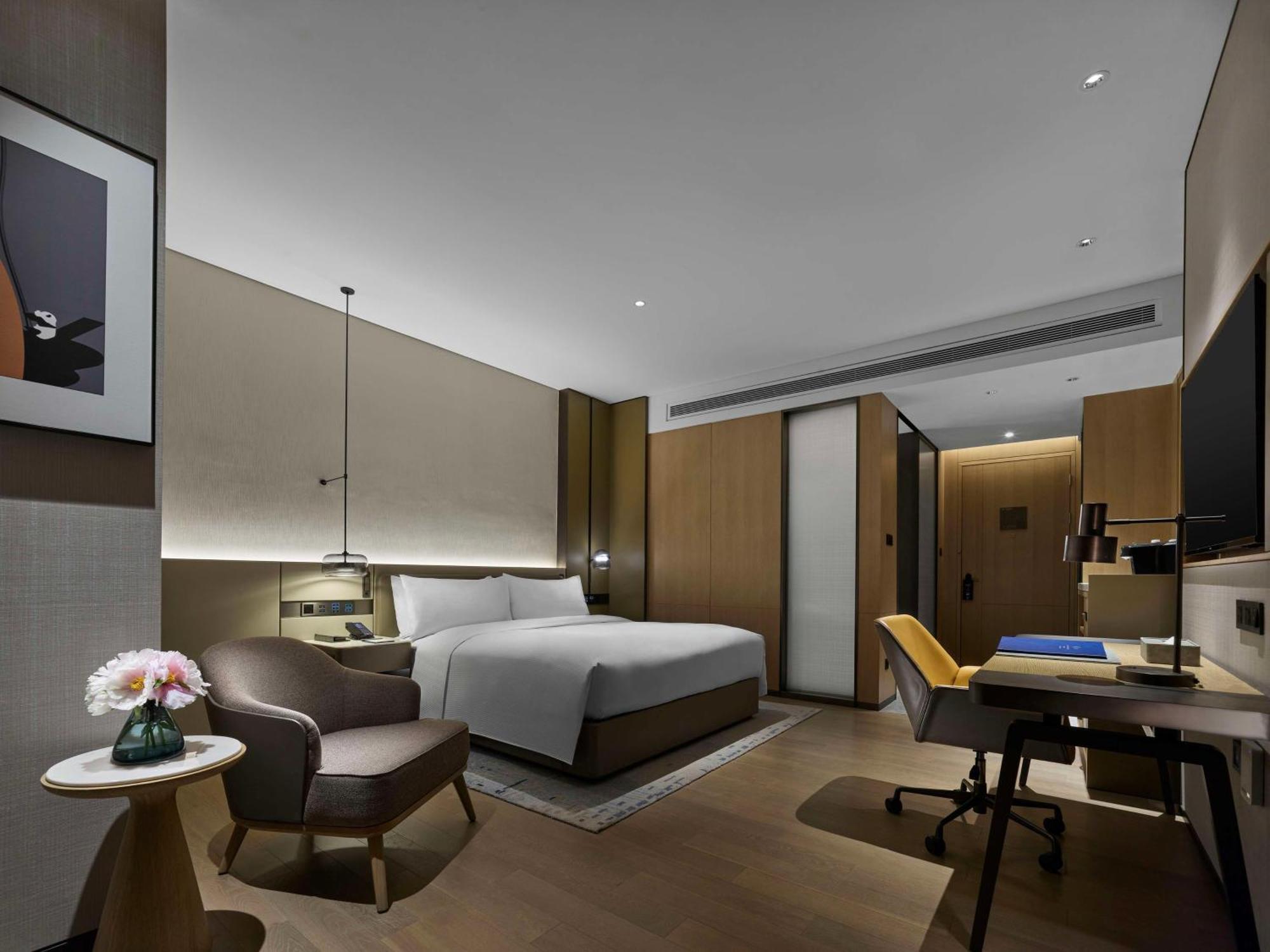 Doubletree By Hilton Chengdu Riverside - Close To Panda Base And Chengdu East Railway Dış mekan fotoğraf