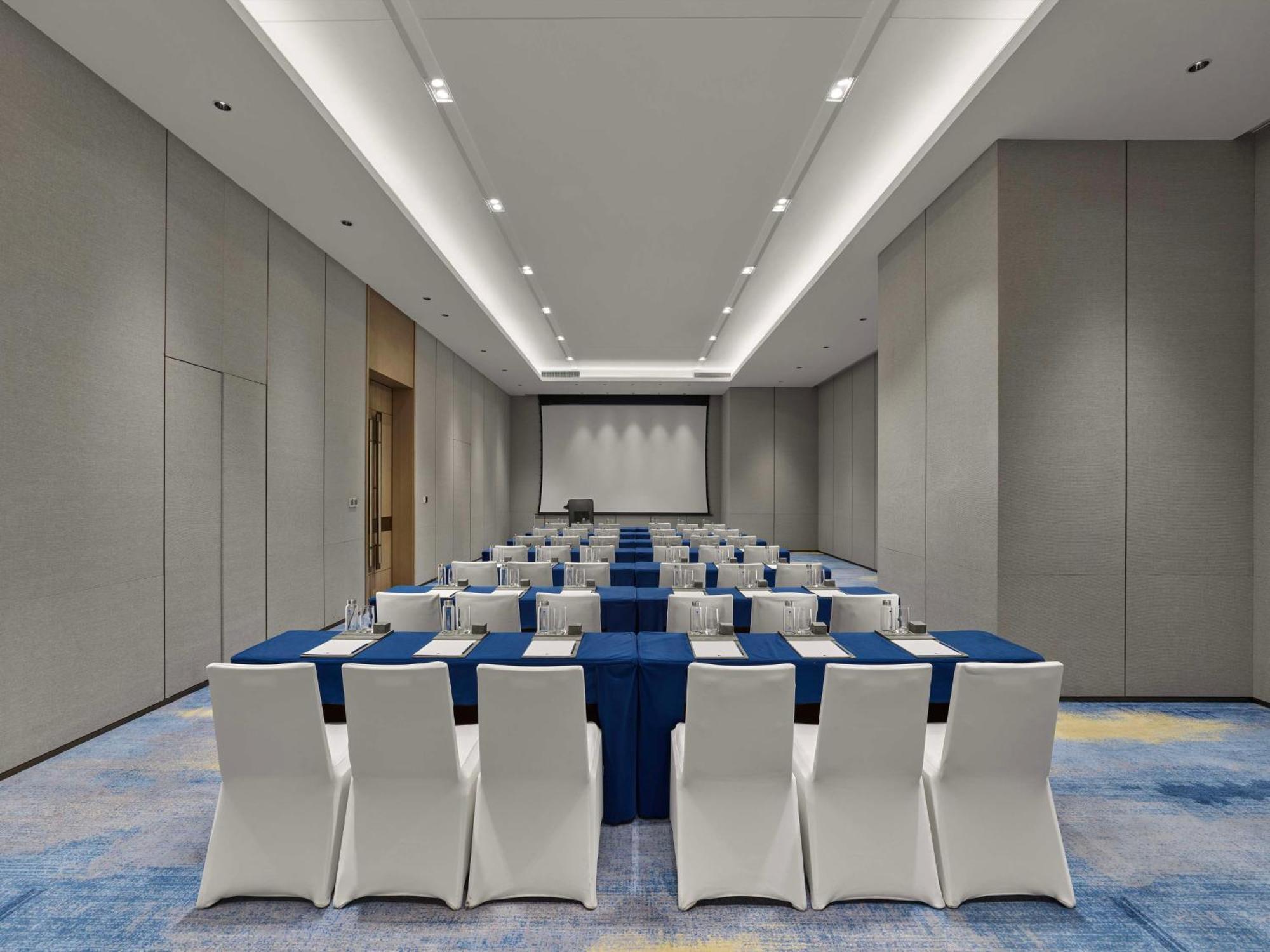 Doubletree By Hilton Chengdu Riverside - Close To Panda Base And Chengdu East Railway Dış mekan fotoğraf