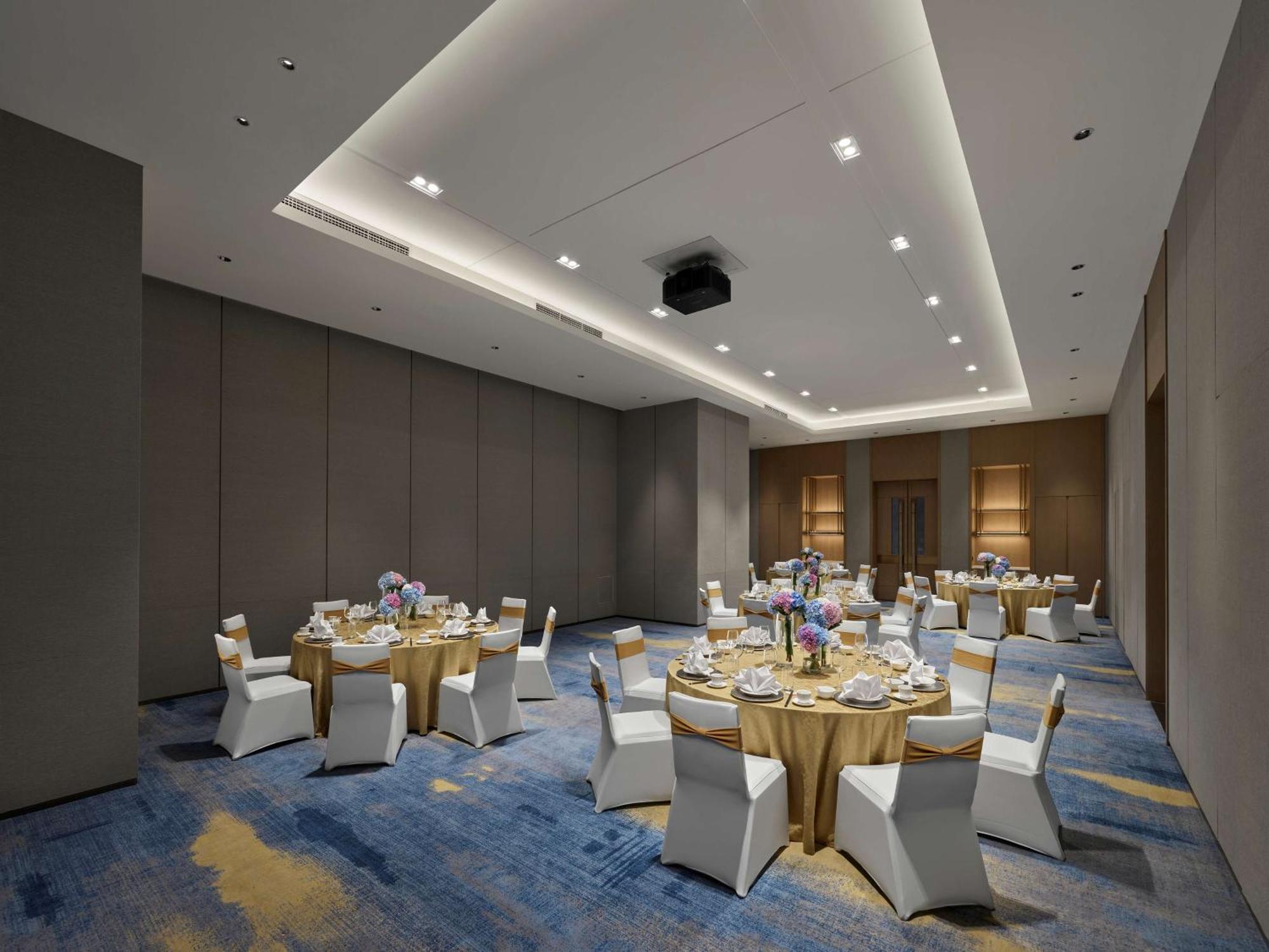 Doubletree By Hilton Chengdu Riverside - Close To Panda Base And Chengdu East Railway Dış mekan fotoğraf